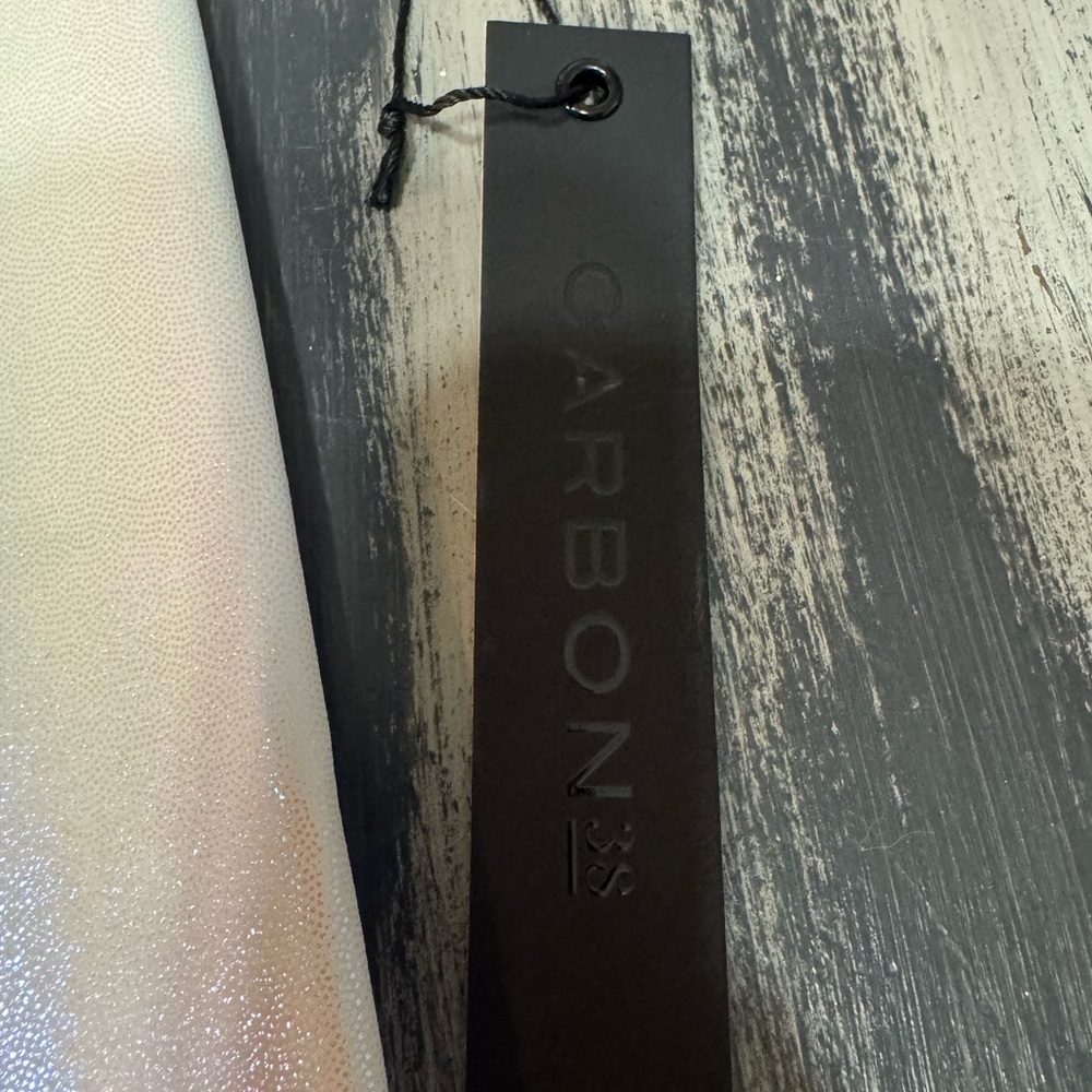 Carbon38 Shimmering White Leggings New with Tags - Picture 7 of 9
